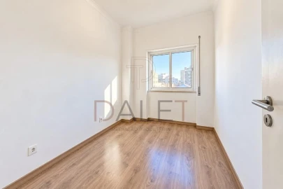 Apartamento T3 para Venda em Alto do Seixalinho, Santo André e Verderena