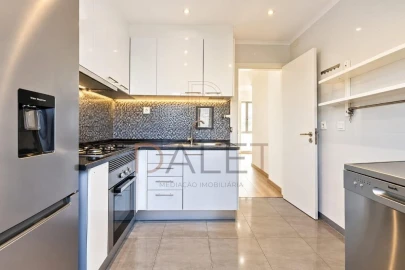 Apartamento T3 para Venda em Alto do Seixalinho, Santo André e Verderena