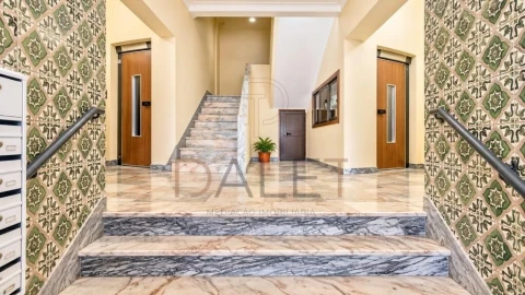 Apartamento T3 para Venda em Alto do Seixalinho, Santo André e Verderena