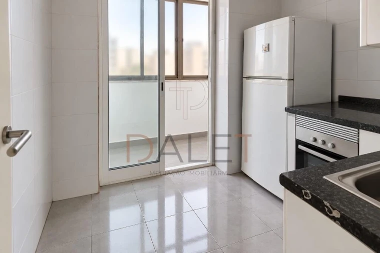Apartamento T3 para Venda em Alto do Seixalinho, Santo André e Verderena Foto 2