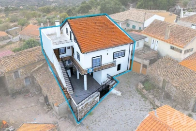 Moradia T4 para Venda em Alverca da Beira/Bouça Cova