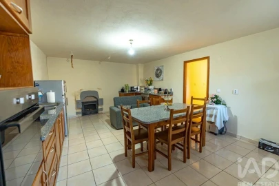 Moradia T4 para Venda em Alverca da Beira/Bouça Cova