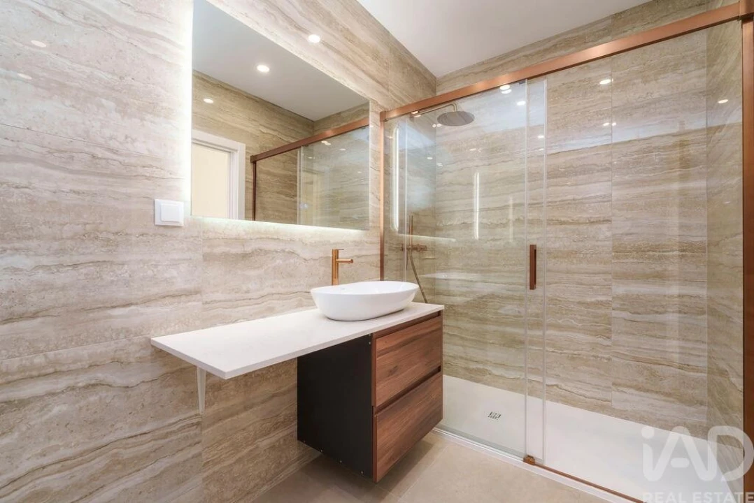 Apartamento T3 para Venda em Quarteira Foto 11