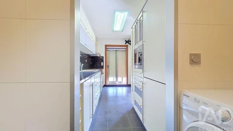 Apartamento T2 para Venda em Esmoriz
