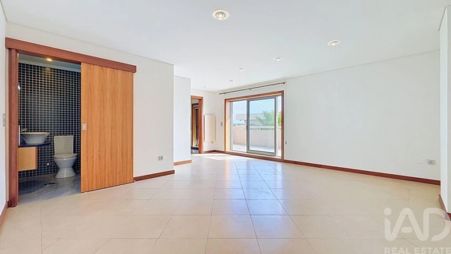 Apartamento T2 para Venda em Esmoriz Foto 4