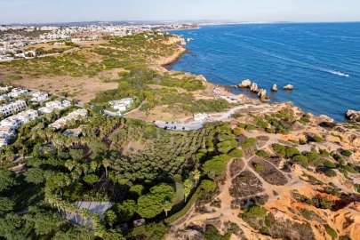 Moradia T3 para Venda em Albufeira e Olhos de Água
