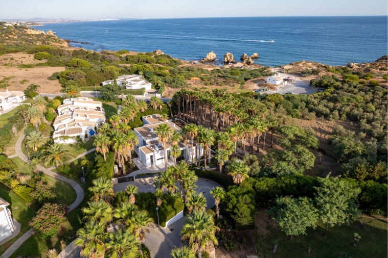 Moradia T3 para Venda em Albufeira e Olhos de Água Foto 36
