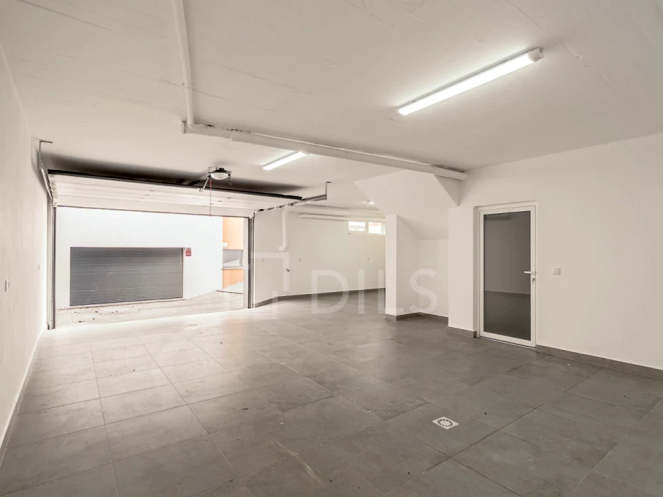 Moradia T4 para Venda em São Pedro da Cadeira Foto 30