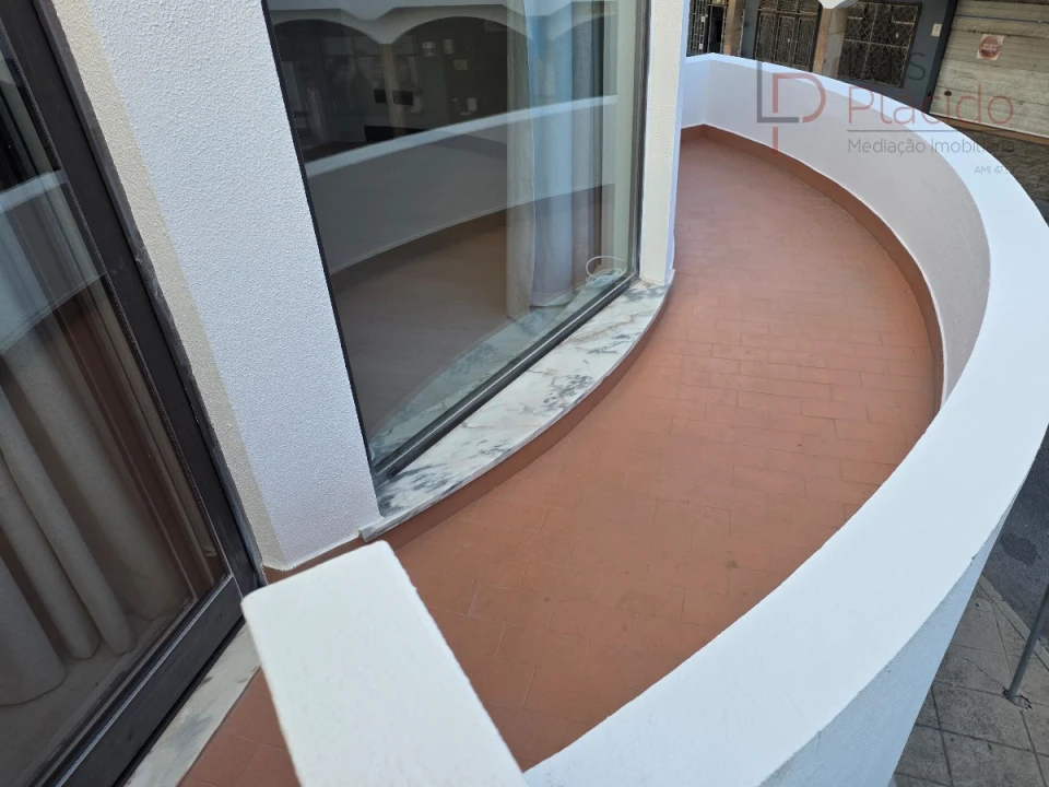 Apartamento T3 para Venda em Sines Foto 17