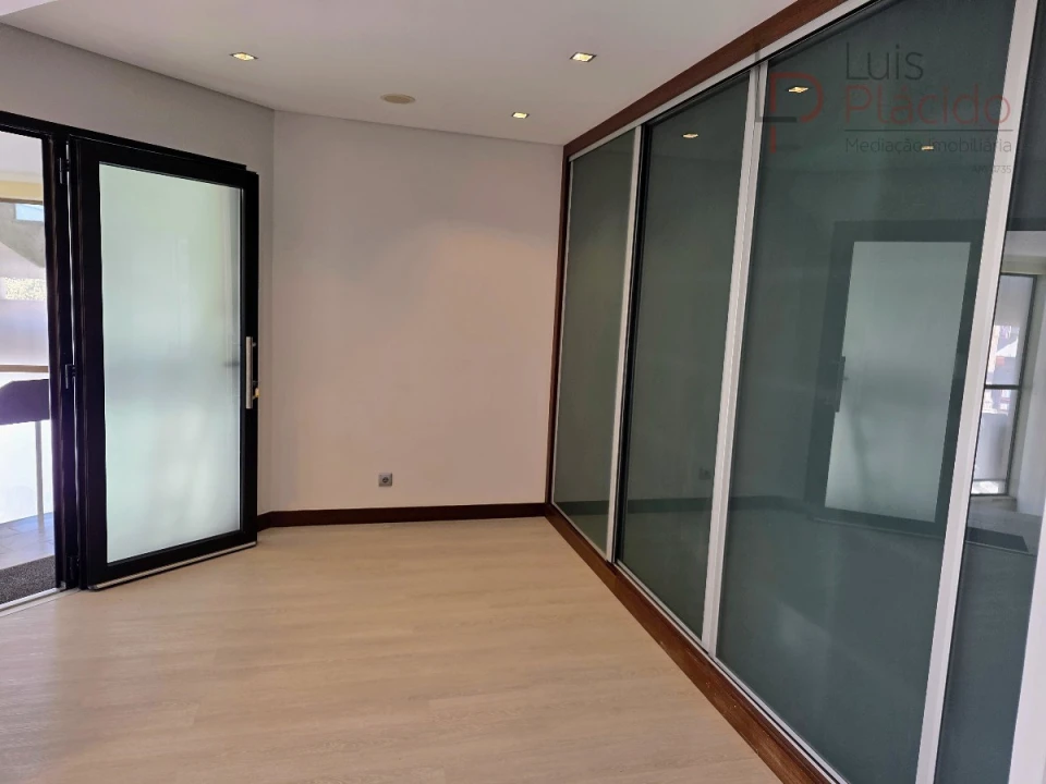 Apartamento T3 para Venda em Sines Foto 22