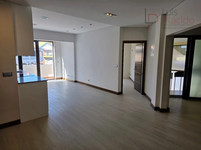 Apartamento T3 para Venda em Sines Foto 24