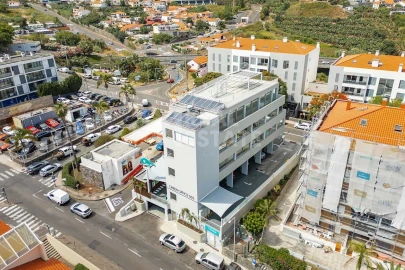 Escritório para Arrendamento em Santo Antonio