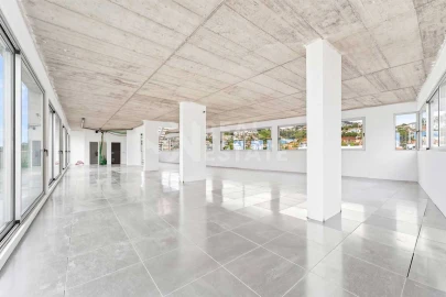 Escritório para Arrendamento em Santo Antonio