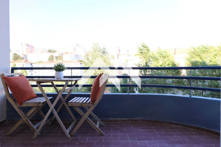 Apartamento T2 para Venda em Algueirão-Mem Martins Foto 7