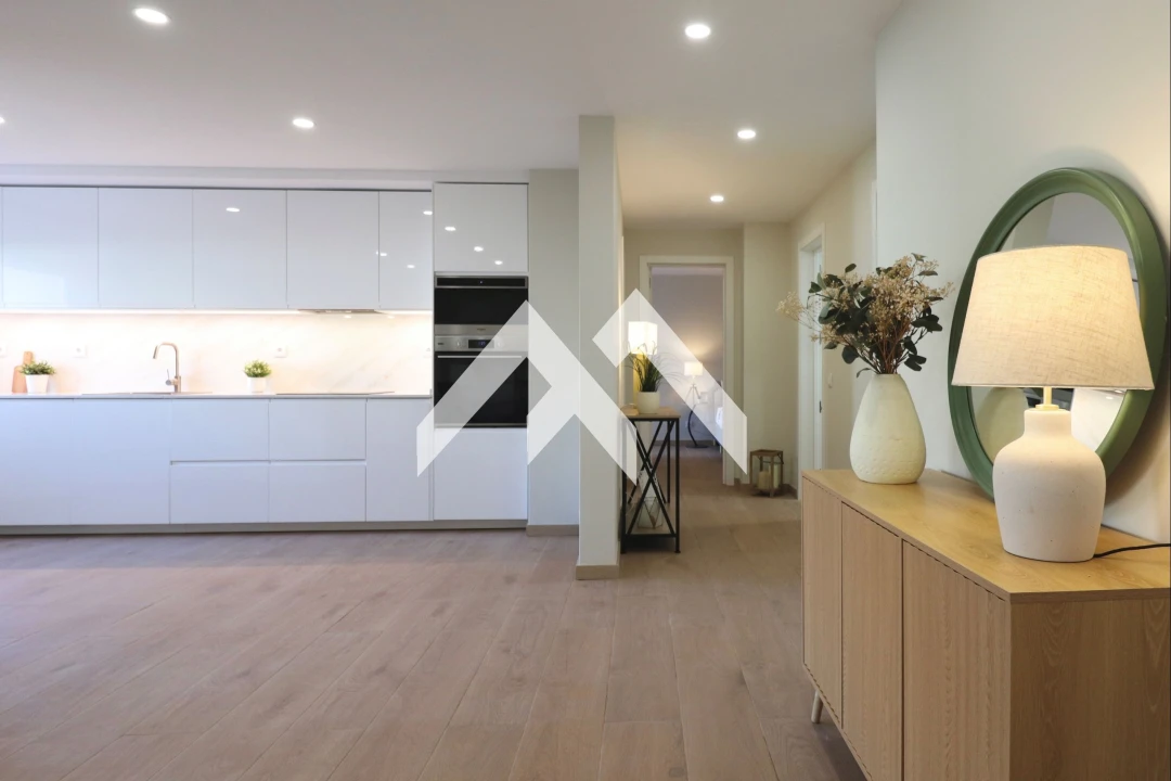 Apartamento T2 para Venda em Algueirão-Mem Martins Foto 1