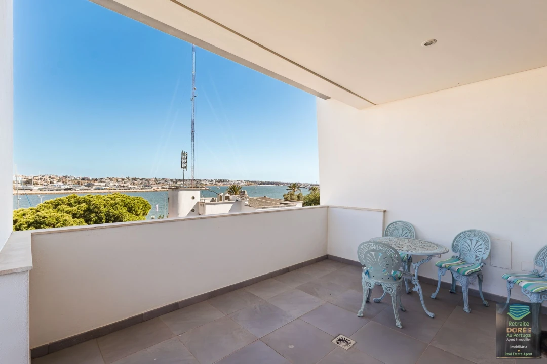 Apartamento T3 para Venda em Portimão Foto 4