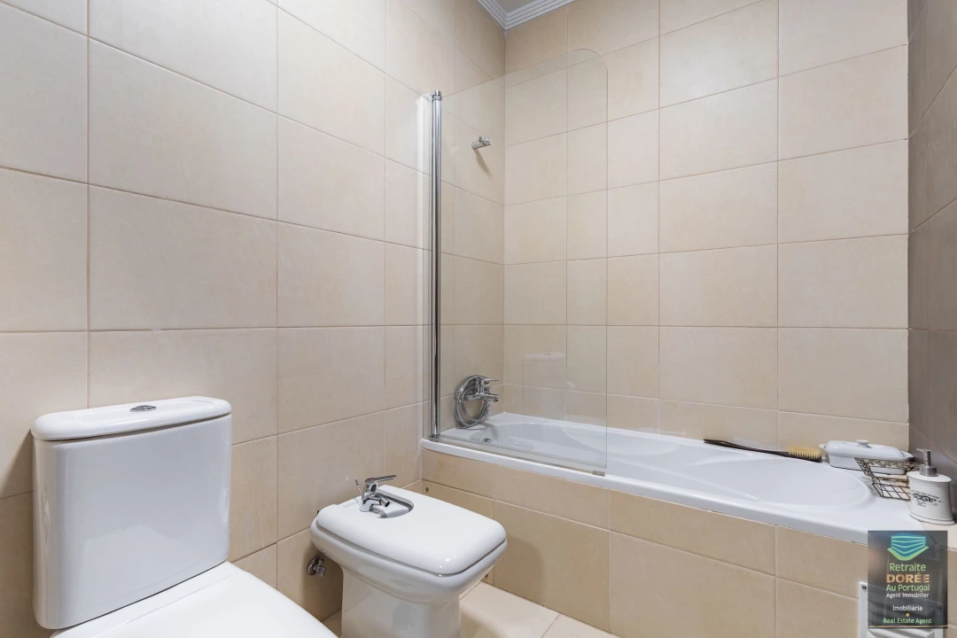 Apartamento T3 para Venda em Portimão Foto 22