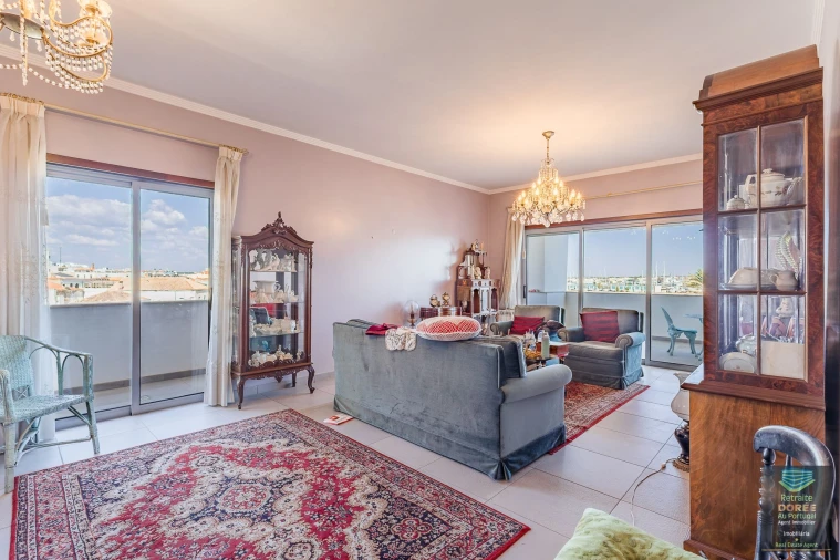 Apartamento T3 para Venda em Portimão Foto 23