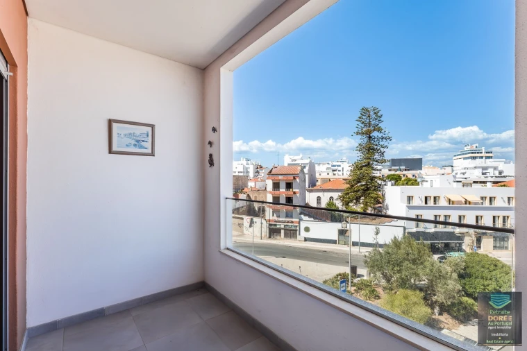 Apartamento T3 para Venda em Portimão Foto 6