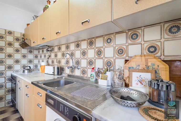 Apartamento T1 para Venda em Portimão Foto 11