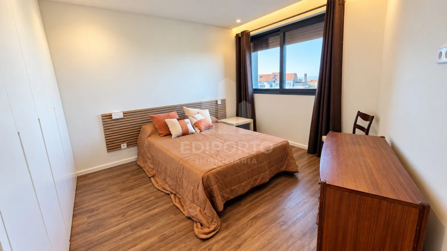 Apartamento T2 para Arrendamento em Santa Marinha e São Pedro da Afurada Foto 11
