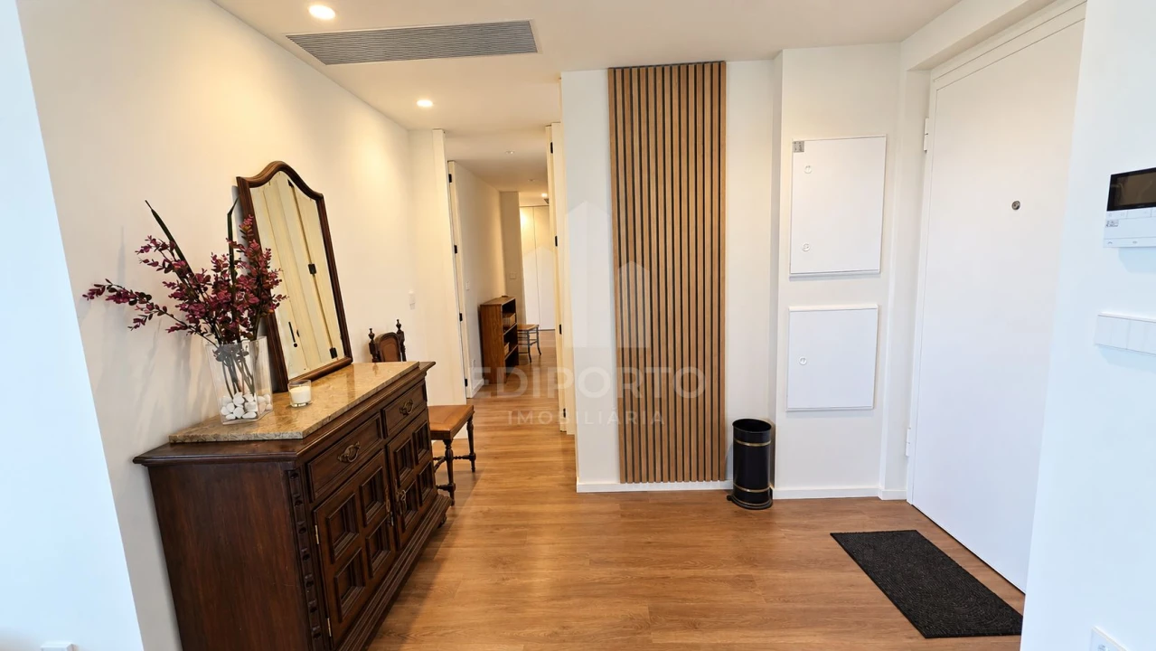 Apartamento T2 para Arrendamento em Santa Marinha e São Pedro da Afurada Foto 8