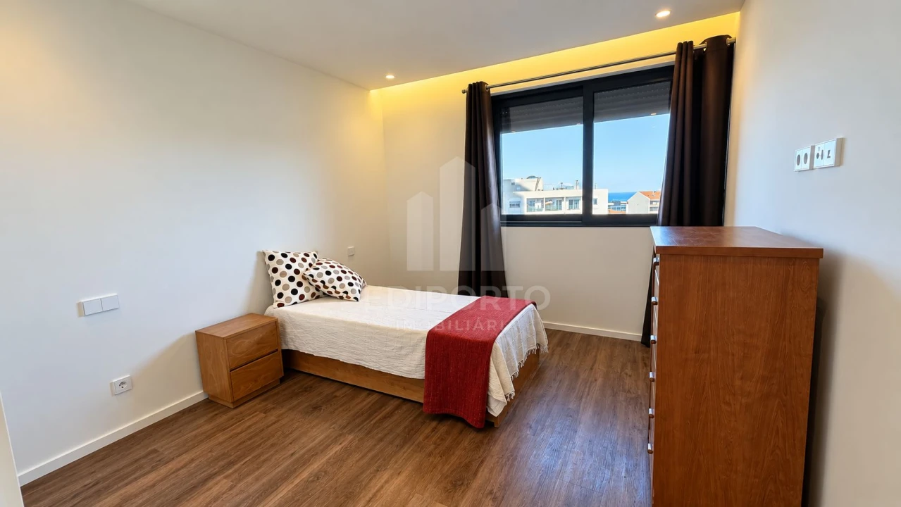 Apartamento T2 para Arrendamento em Santa Marinha e São Pedro da Afurada Foto 14