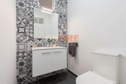 Moradia T4 para Venda em Funchal (Santa Luzia)