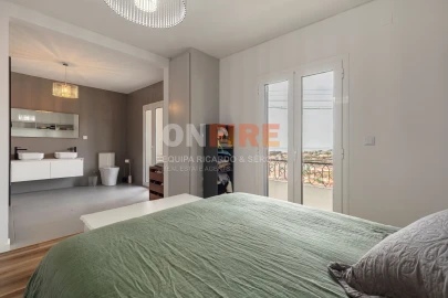 Moradia T4 para Venda em Funchal (Santa Luzia)