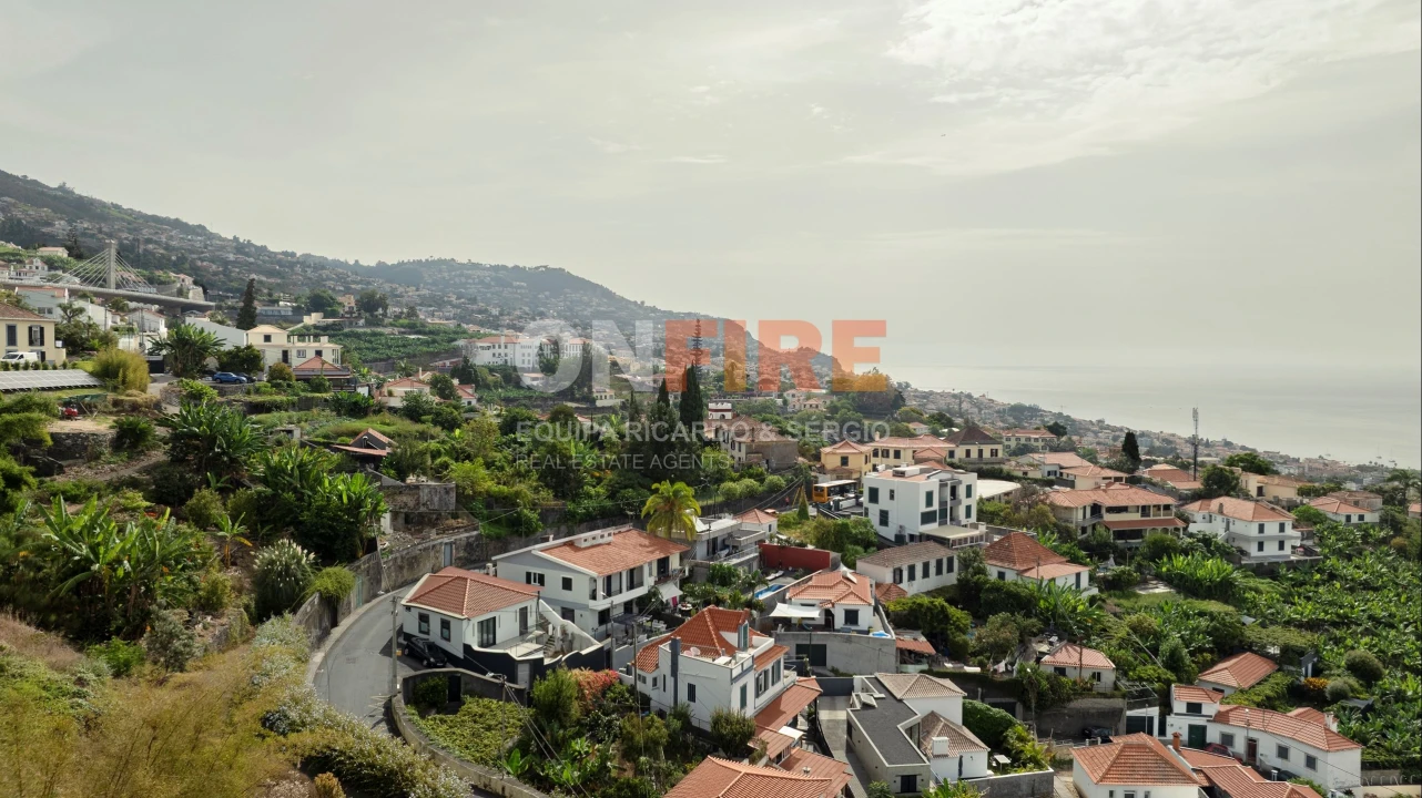 Moradia T4 para Venda em Funchal (Santa Luzia) Foto 42