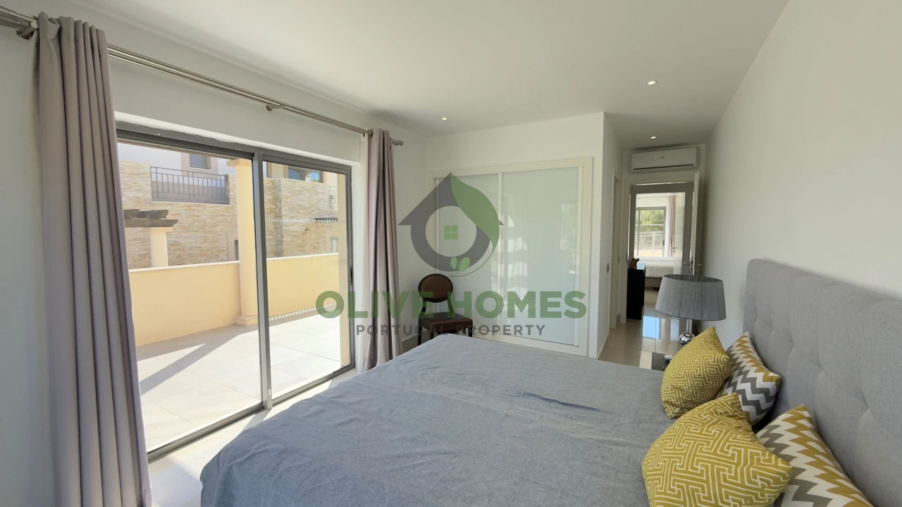 Apartamento T2 para Venda em Quarteira Foto 14