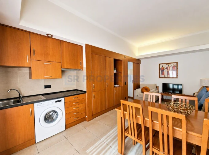 Apartamento T1 para Venda em Quarteira Foto 3