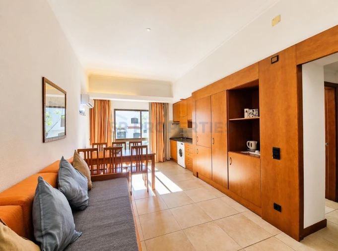 Apartamento T1 para Venda em Quarteira Foto 8
