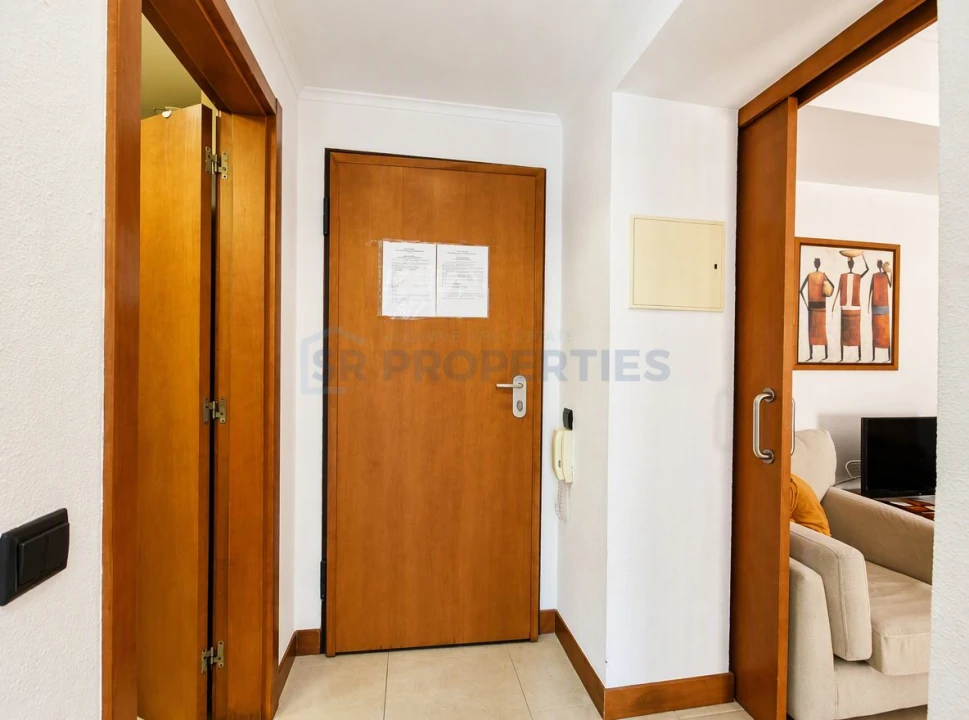 Apartamento T1 para Venda em Quarteira Foto 16