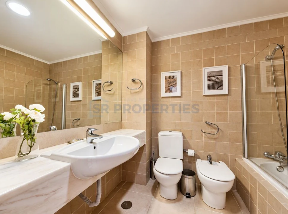 Apartamento T1 para Venda em Quarteira Foto 12