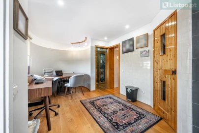 Apartamento T5 para Venda em Aldoar, Foz do Douro e Nevogilde