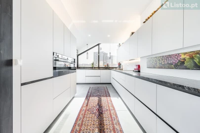 Apartamento T5 para Venda em Aldoar, Foz do Douro e Nevogilde