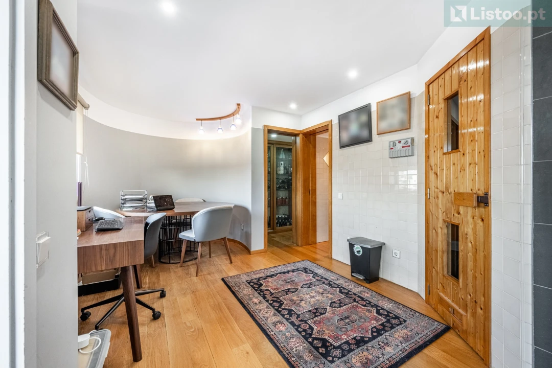 Apartamento T5 para Venda em Aldoar, Foz do Douro e Nevogilde Foto 17