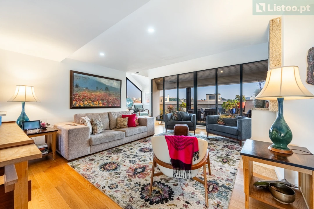 Apartamento T5 para Venda em Aldoar, Foz do Douro e Nevogilde Foto 1