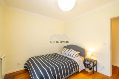 Apartamento T3 para Venda em Paranhos