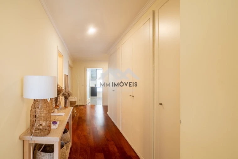 Apartamento T3 para Venda em Paranhos Foto 9