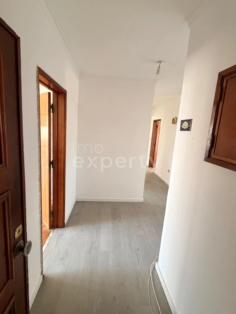 Apartamento T3 para Venda em Abrigada e Cabanas de Torres