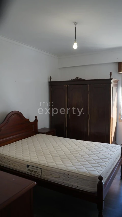 Apartamento T3 para Venda em Abrigada e Cabanas de Torres
