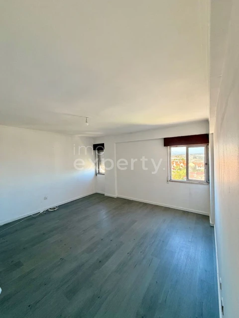 Apartamento T3 para Venda em Abrigada e Cabanas de Torres