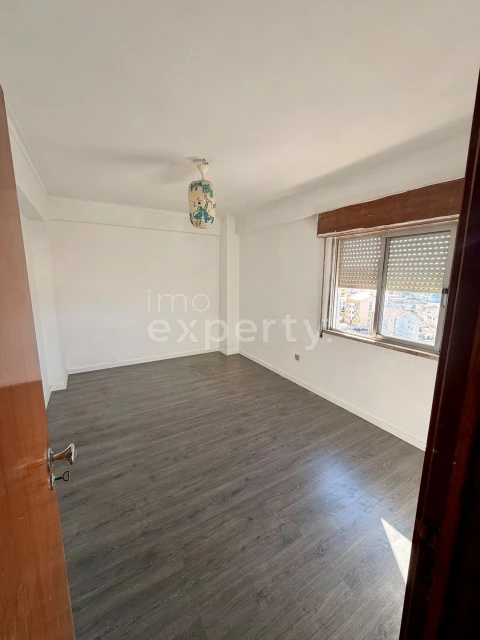 Apartamento T3 para Venda em Abrigada e Cabanas de Torres
