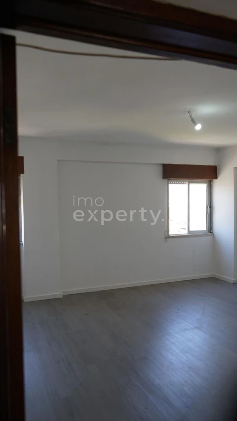 Apartamento T3 para Venda em Abrigada e Cabanas de Torres