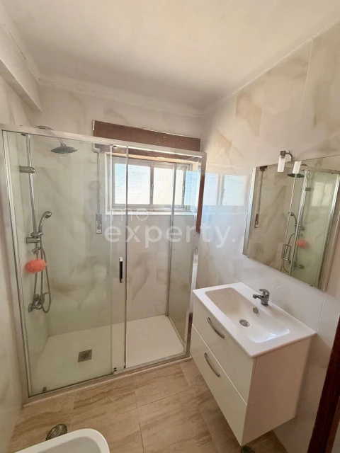 Apartamento T3 para Venda em Abrigada e Cabanas de Torres
