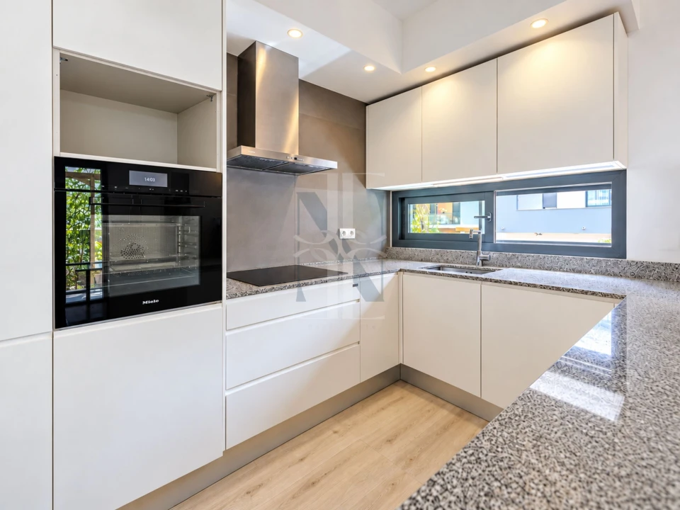 Apartamento T3 para Venda em Seixal Foto 21