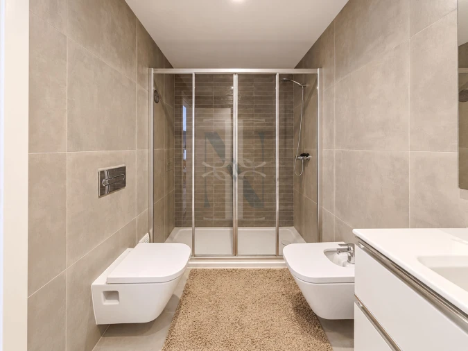 Apartamento T3 para Venda em Seixal Foto 39