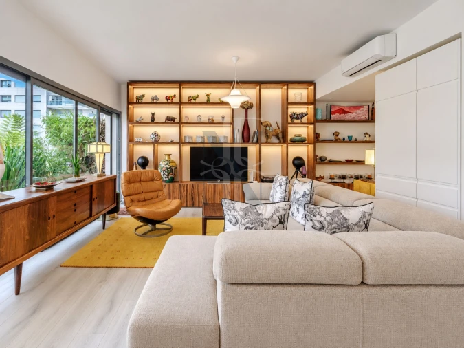 Apartamento T3 para Venda em Seixal Foto 11